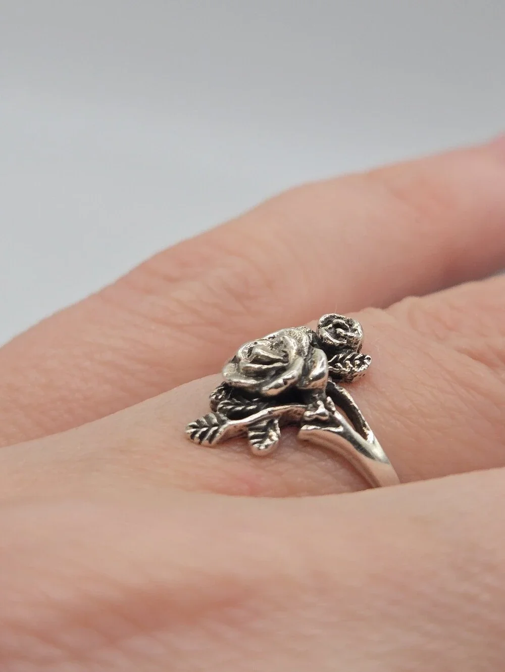 Sterling Silver Ring Grunge Rose Roses size 6 Fairy Boho Dainty Delicate 925